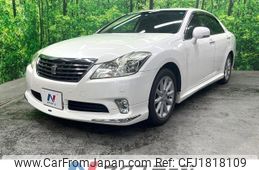 toyota crown 2011 CFJ1818109