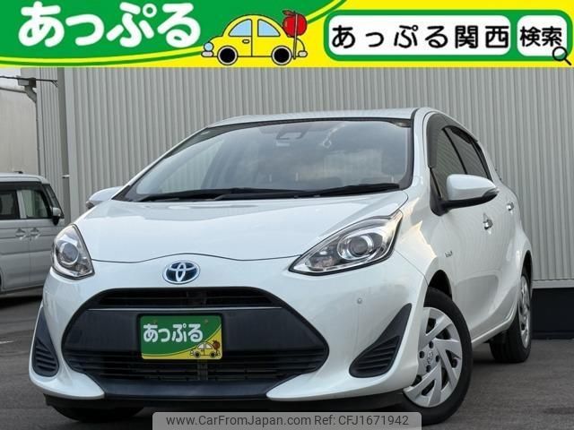toyota aqua 2018 CFJ1671942 image 1