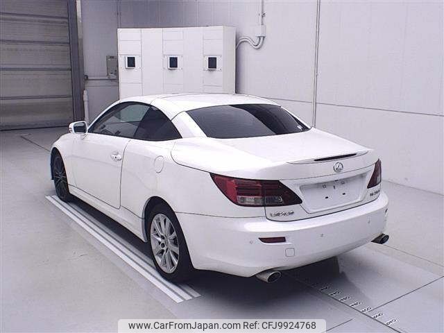 lexus is 2010 CFJ9924768 image 2