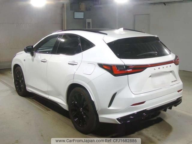 lexus nx 2022 CFJ1682886 image 2