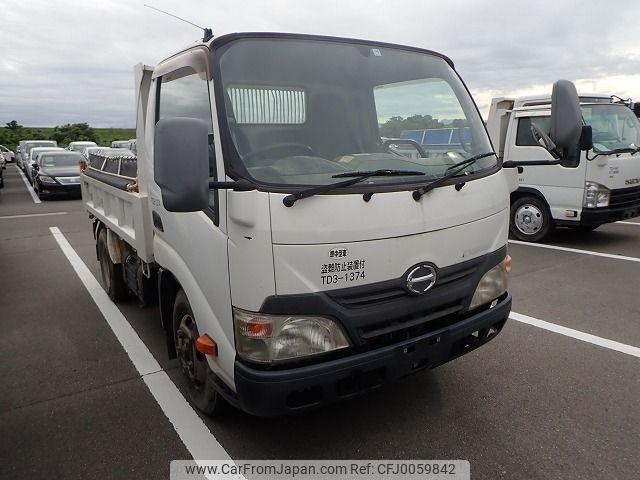 hino dutro 2012 2431413 image 1