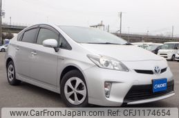 toyota prius 2016 -TOYOTA--Prius DAA-ZVW30--ZVW30-0483242---TOYOTA--Prius DAA-ZVW30--ZVW30-0483242-