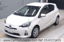 toyota aqua 2014 quick_quick_DAA-NHP10_NHP10-2384800