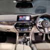 bmw 5-series 2019 -BMW--BMW 5 Series ABA-JR20--WBAJR32070WW25725---BMW--BMW 5 Series ABA-JR20--WBAJR32070WW25725- image 2