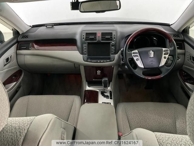 toyota crown 2012 CFJ1624167 image 2