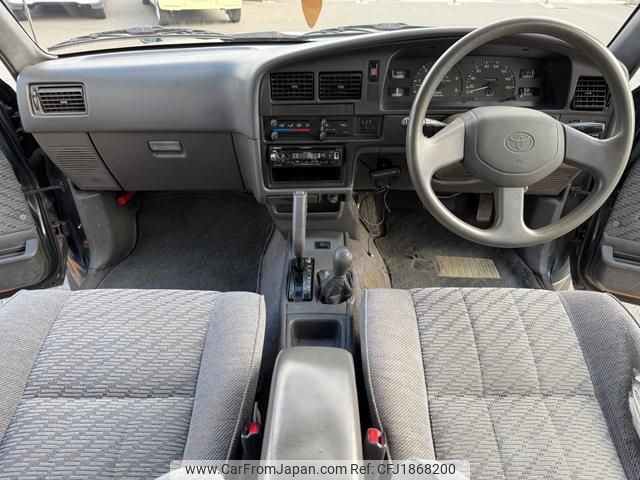 toyota hilux-pick-up 1996 CFJ1868200 image 2