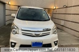 toyota noah 2010 CFJ1811830