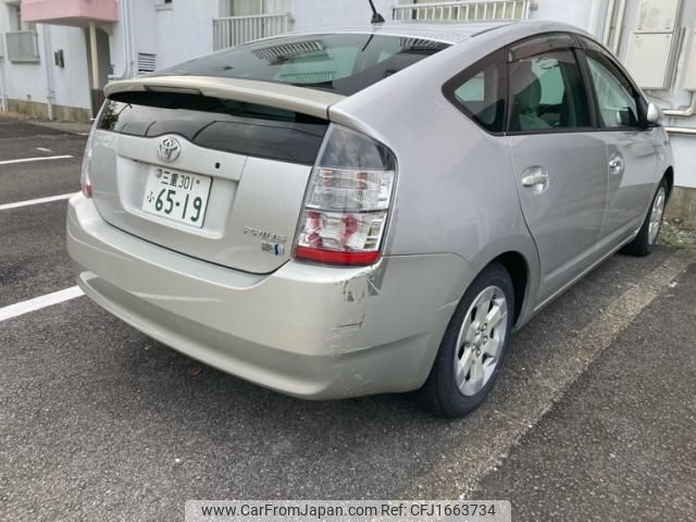 toyota prius 2005 CFJ1663734 image 2