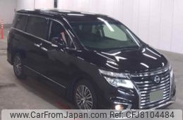 nissan elgrand 2017 CFJ8104484
