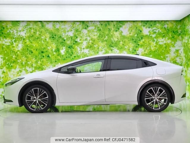 toyota prius 2023 quick_quick_6AA-MXWH60_MXWH60-4029095 image 2