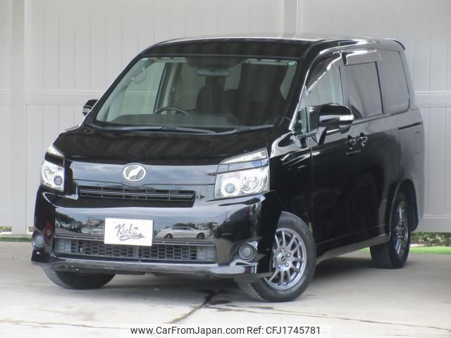 toyota voxy 2009 CFJ1745781 image 1