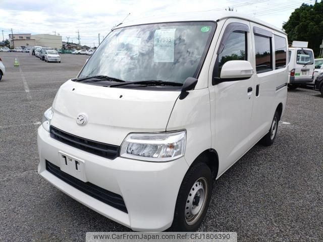 mazda bongo-van 2022 CFJ1806390 image 1