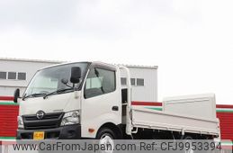 hino dutro 2017 GOO_NET_EXCHANGE_0505500A30240630W003