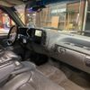 chevrolet suburban 1996 GOO_JP_700030319130231111002 image 15
