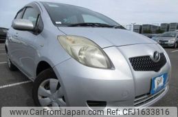 toyota vitz 2006 CFJ1633816