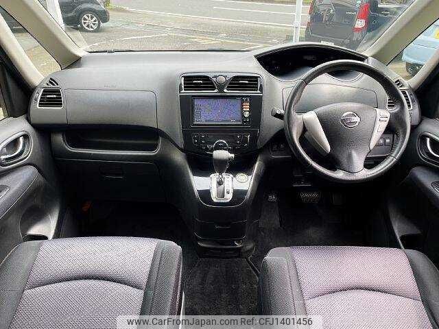 nissan serena 2013 504928-931384 image 1
