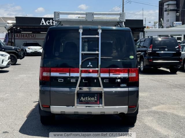 mitsubishi delica-d5 2013 CFJ1549552 image 2