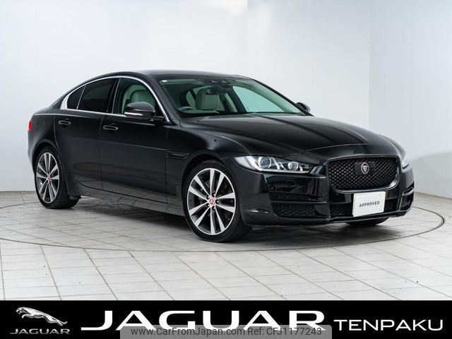 jaguar xe 2016 quick_quick_JA2GA_SAJAB4AG0GA930522 image 1