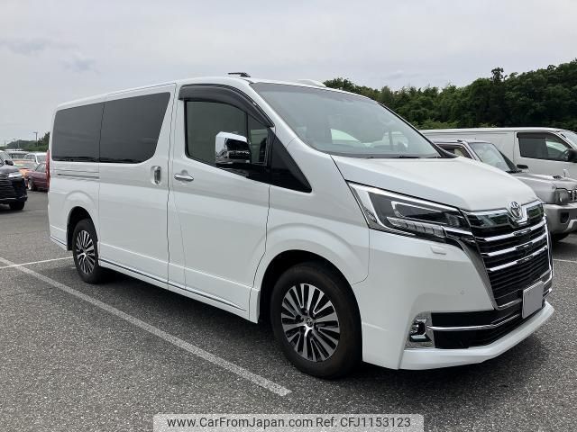 toyota granace 2023 quick_quick_3DA-GDH303W_GDH303-1002412 image 1