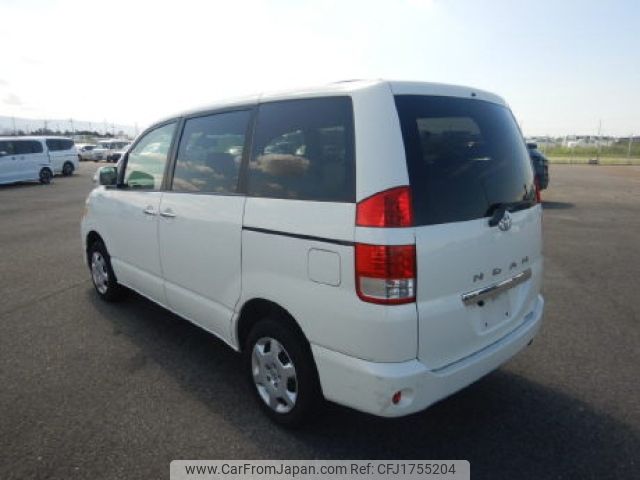 toyota noah 2007 CFJ1755204 image 2