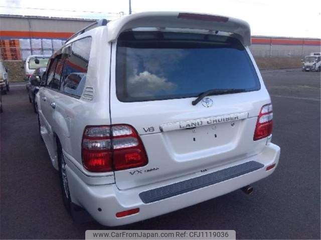 toyota land-cruiser-wagon 2003 -TOYOTA--Land Cruiser Wagon GH-UZJ100W--UZJ100-0142468---TOYOTA--Land Cruiser Wagon GH-UZJ100W--UZJ100-0142468- image 2