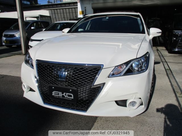 toyota crown 2014 -TOYOTA--Crown DAA-AWS210--AWS210-6063389---TOYOTA--Crown DAA-AWS210--AWS210-6063389- image 1