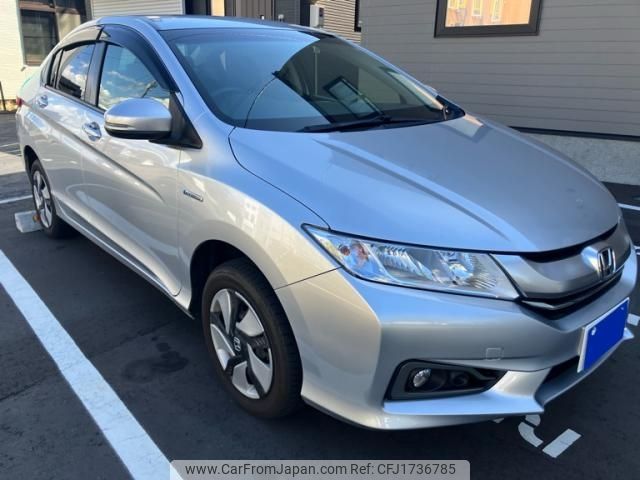 honda grace 2015 CFJ1736785 image 2