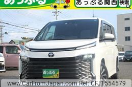 toyota voxy 2022 CFJ1554579