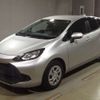 toyota aqua 2022 -TOYOTA--AQUA 6AA-MXPK11--MXPK11-2046390---TOYOTA--AQUA 6AA-MXPK11--MXPK11-2046390- image 1