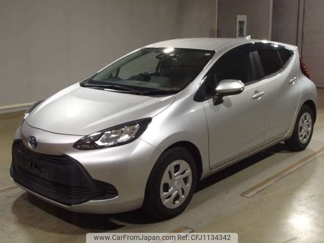 toyota aqua 2022 -TOYOTA--AQUA 6AA-MXPK11--MXPK11-2046390---TOYOTA--AQUA 6AA-MXPK11--MXPK11-2046390- image 1
