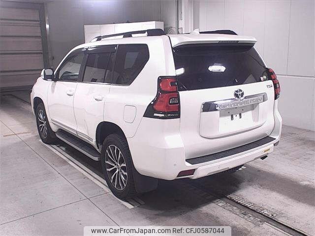 toyota land-cruiser-prado 2017 -TOYOTA--Land Cruiser Prado GDJ151W-0005638---TOYOTA--Land Cruiser Prado GDJ151W-0005638- image 2