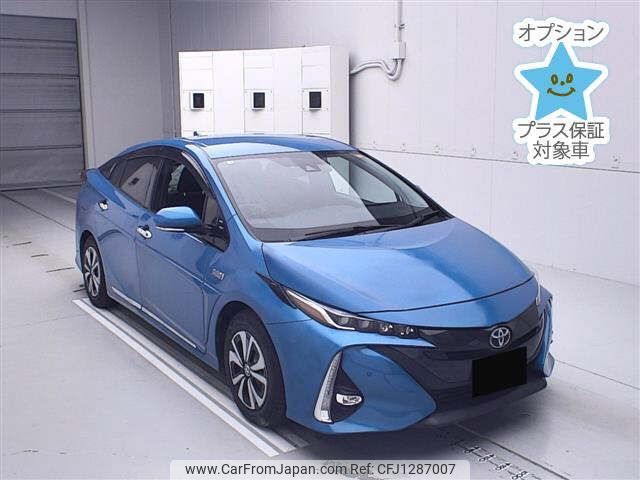 toyota prius-phv 2017 -TOYOTA--Prius PHV ZVW52-3014628---TOYOTA--Prius PHV ZVW52-3014628- image 1
