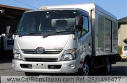 hino dutro 2015 CFJ1496477