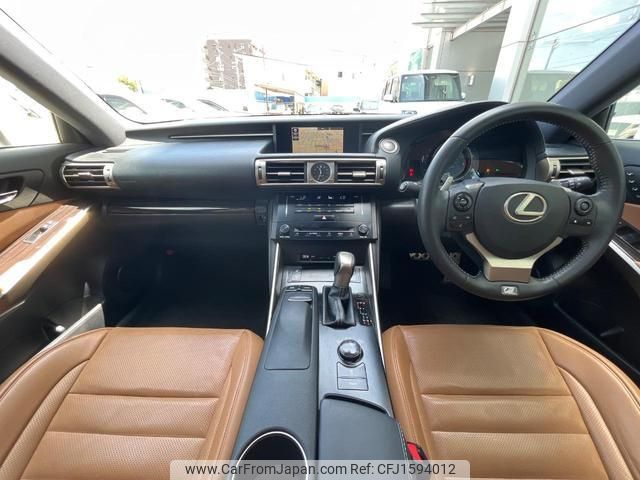 lexus is 2013 CFJ1594012 image 2