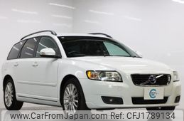 volvo v50 2011 CFJ1789134
