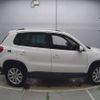 volkswagen tiguan 2011 -VOLKSWAGEN--VW Tiguan 5NCCZ-WVGZZZ5NZBW110949---VOLKSWAGEN--VW Tiguan 5NCCZ-WVGZZZ5NZBW110949- image 4