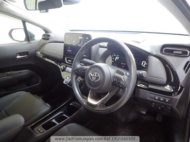 toyota aqua 2022 CFJ1680509 image 2
