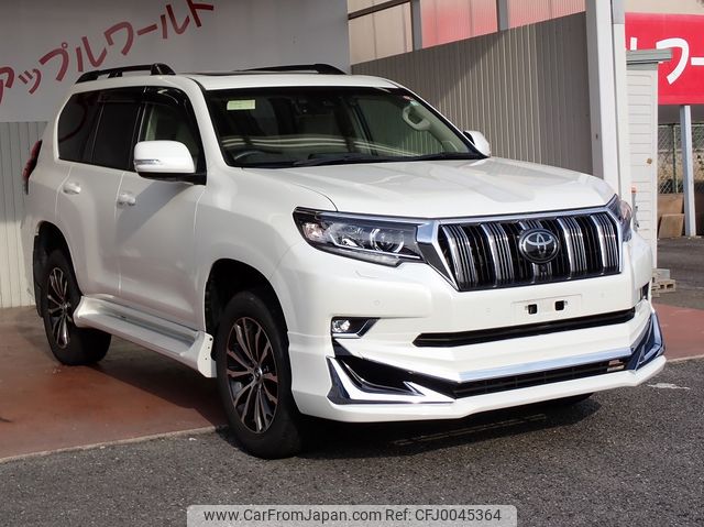 toyota land-cruiser-prado 2020 24410607 image 1