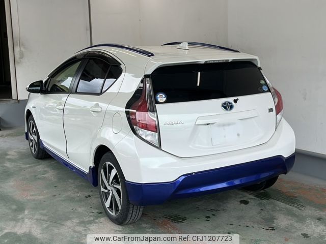 toyota aqua 2015 -TOYOTA 【奈良 501む4396】--AQUA NHP10-6450502---TOYOTA 【奈良 501む4396】--AQUA NHP10-6450502- image 2