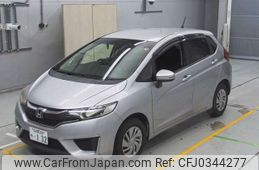 honda fit 2016 -HONDA 【名古屋 506ﾒ 132】--Fit DBA-GK3--GK3-1231762---HONDA 【名古屋 506ﾒ 132】--Fit DBA-GK3--GK3-1231762-