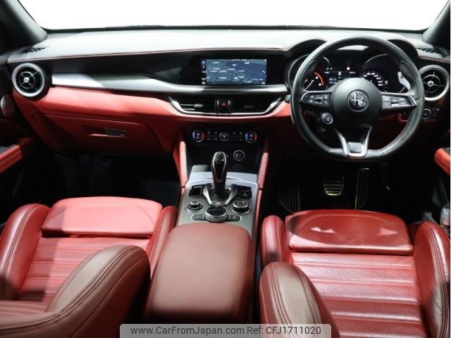 alfa-romeo stelvio 2021 CFJ1711020 image 2