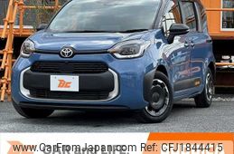 toyota sienta 2023 CFJ1844415
