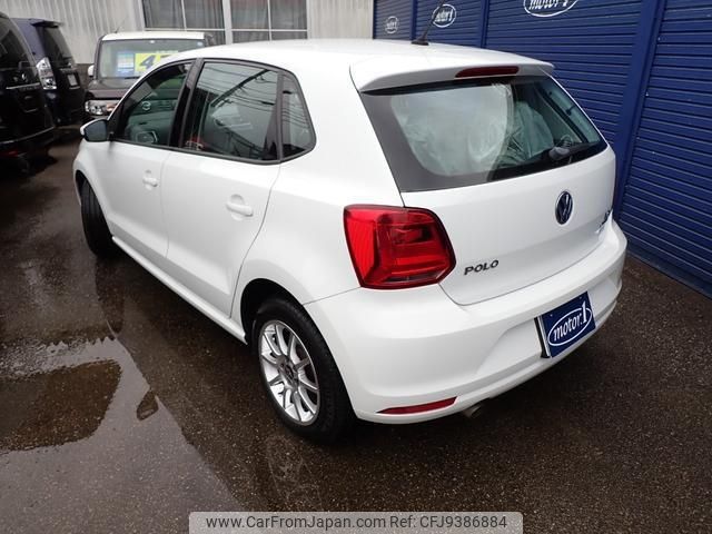 volkswagen polo 2014 -VOLKSWAGEN--VW Polo 6RCJZ--FU027418---VOLKSWAGEN--VW Polo 6RCJZ--FU027418- image 2