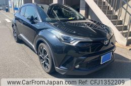 toyota c-hr 2017 -TOYOTA--C-HR DAA-ZYX10--ZYX10-2050866---TOYOTA--C-HR DAA-ZYX10--ZYX10-2050866-