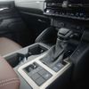 toyota land-cruiser-wagon 2024 CFJ1351823 image 17