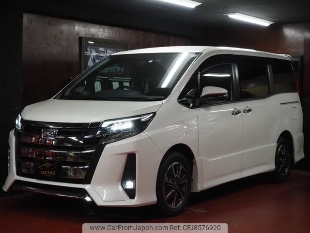 toyota noah 2018 GOO_JP_700100243030230304004 image 2