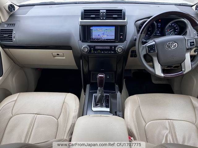 toyota land-cruiser-prado 2017 CFJ1707775 image 2