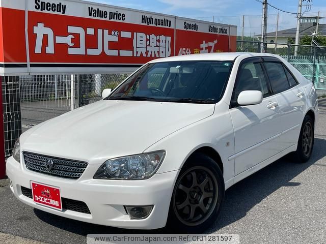 toyota altezza 2004 GOO_JP_700070667430250613001 image 2