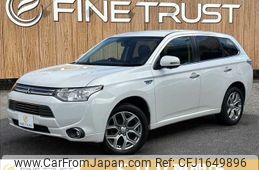 mitsubishi outlander-phev 2013 CFJ1649896