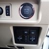 toyota land-cruiser-prado 2023 25012816 image 31